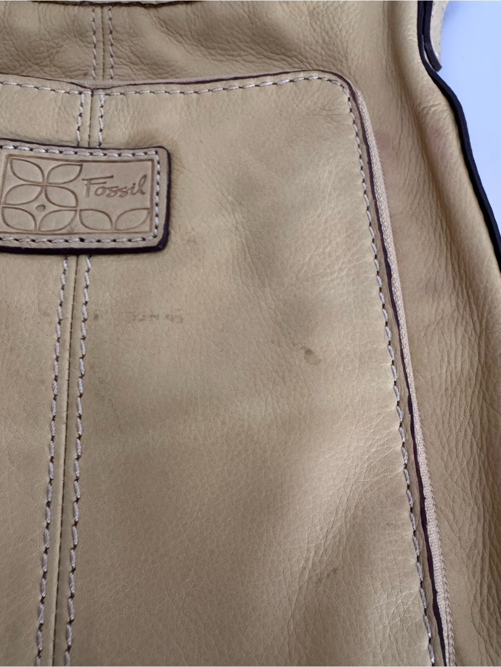 Fossil Butter Yellow Leather Crossbody Bag Y2K Vintage Soft Leather Boho Festiva - Picture 9 of 14